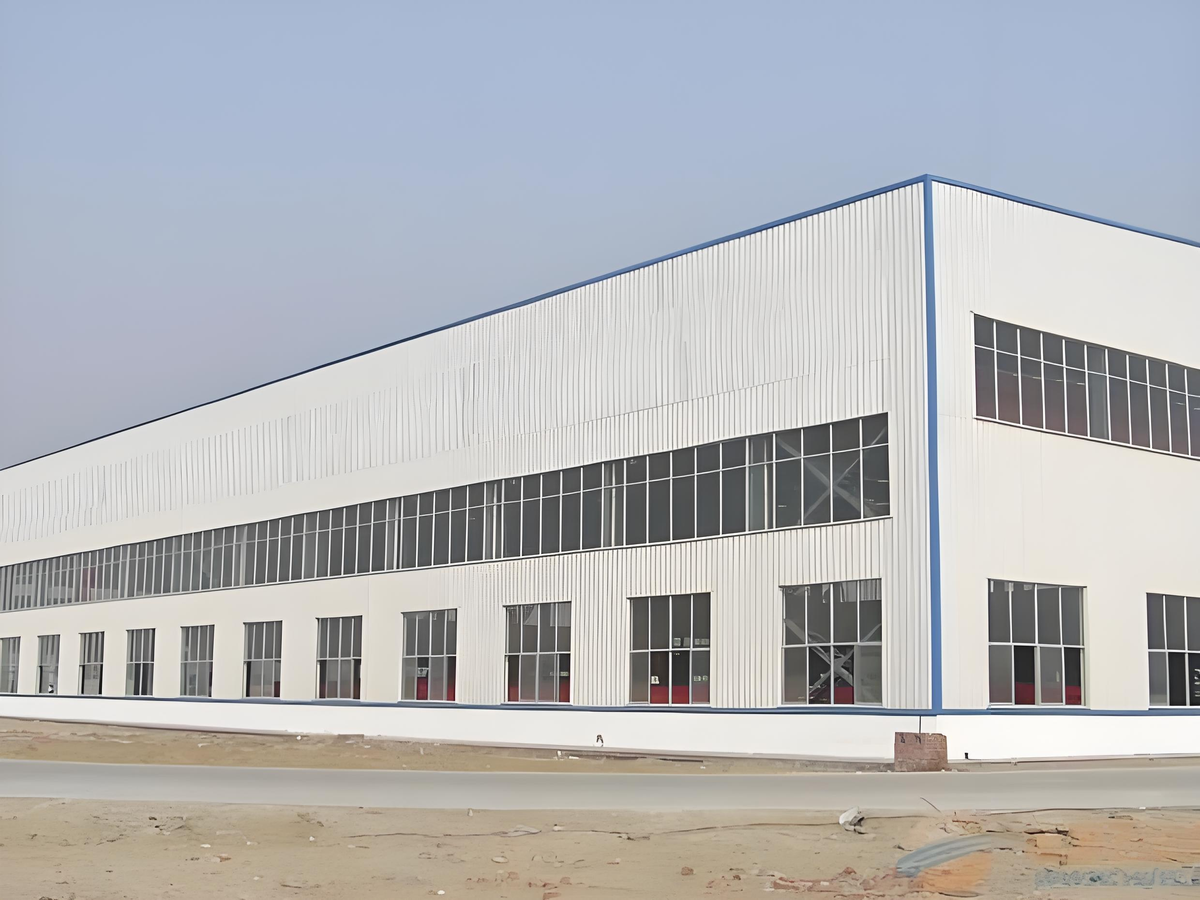 معلومات عنا