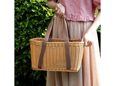 سلة نزهة مع بطانية هدايا نزهة صغيرة حقيبة ظهر من رقائق الخشب المصنوعة يدويًا