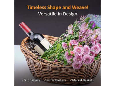 سلة نزهة مع طاولة قابلة للطي لأربعة أشخاص للطعام بغطاء منسوج إنجليزي قديم