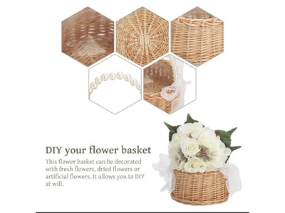 سلة نزهة وبطانية وردية فاتحة سلة مع طاولة خشبية قابلة للطي من الخيزران