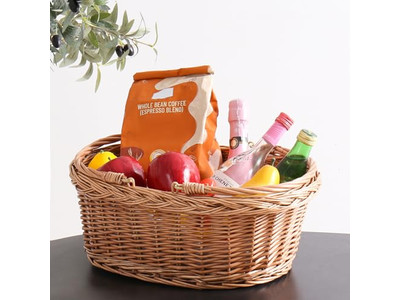 سلة تخزين نزهة من الروطان الزرقاء معزولة مبرد خارجي من الصفصاف الخوصي