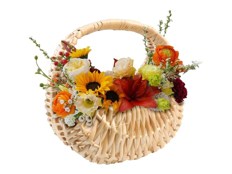 سلة هدايا من القش للنزهة موردين خضراء منسوجة يدويًا للعائلة والأطفال