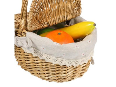 مجموعة نزهة لشخصين مع طاولة علوية مخصصة لعزل البيرة