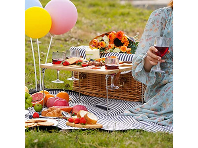 سلة نزهة خشبية منسوجة مع أدوات معزولة مخصصة من الجلد بأسعار رخيصة لشخصين