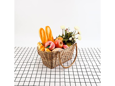 مجموعة نزهة شاطئية على الطراز الريفي سلة معزولة وصناديق ماركات